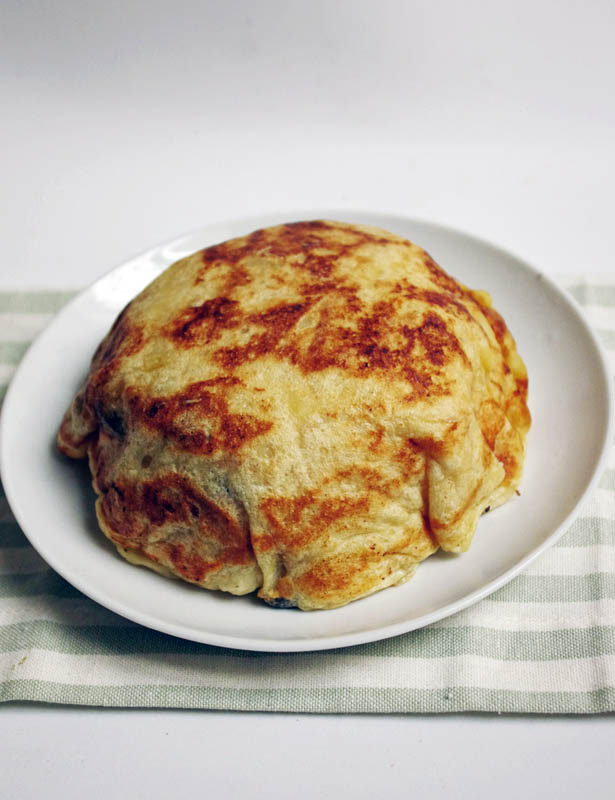 Arroz blanco y tortilla vegana para Tenshinhan