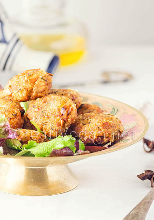 Sabudana vada - CreatiVegan.net