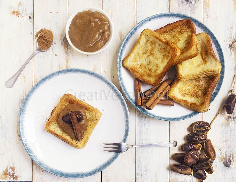 Torrijas al limón y naranja con sirope de dátiles