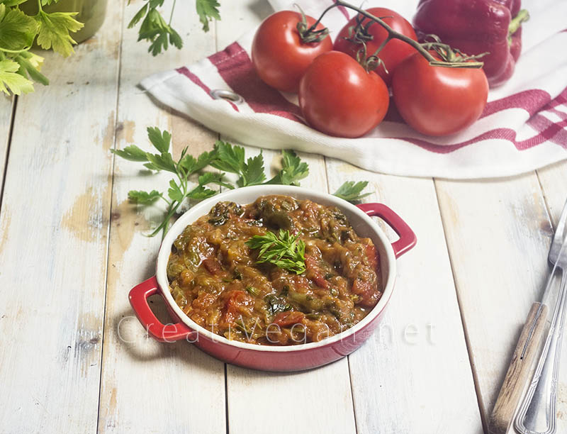 Zaalouk, caviar de berenjenas (con ingredientes asados)